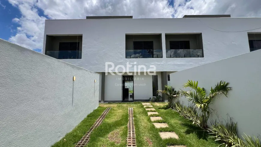 Foto 1 de Casa com 2 Quartos à venda, 88m² em Shopping Park, Uberlândia