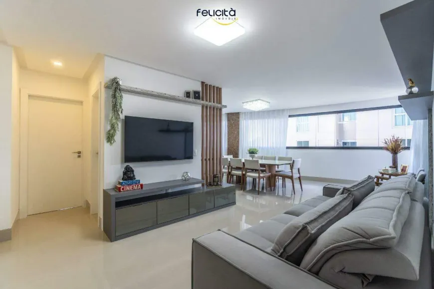 Foto 1 de Apartamento com 4 Quartos à venda, 149m² em Centro, Balneário Camboriú