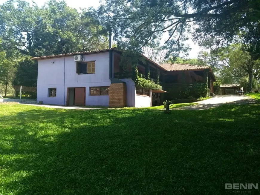 Foto 1 de Fazenda/Sítio com 3 Quartos à venda, 370m² em Lomba do Pinheiro, Viamão