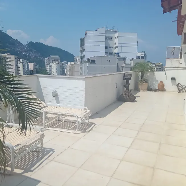 Foto 1 de Cobertura com 2 Quartos à venda, 110m² em Humaitá, Rio de Janeiro