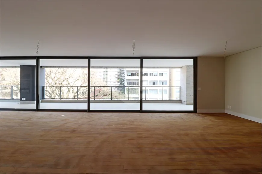 Foto 1 de Apartamento com 4 Quartos à venda, 344m² em Higienópolis, São Paulo