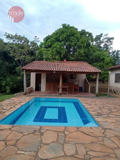 Foto 1 de Fazenda/Sítio com 3 Quartos à venda, 100m² em Zona Rural, Delfinópolis