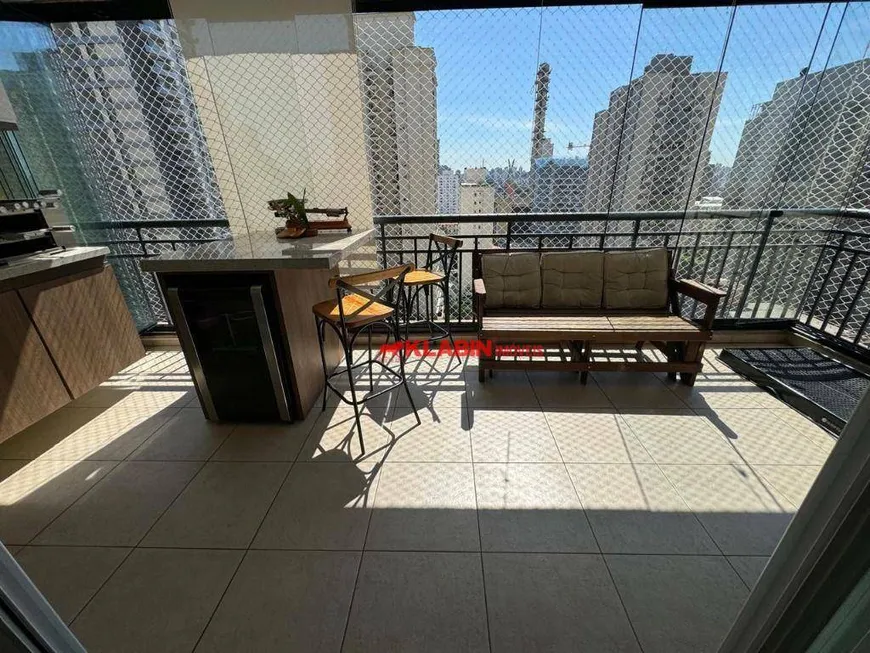 Foto 1 de Apartamento com 4 Quartos à venda, 130m² em Campo Belo, São Paulo