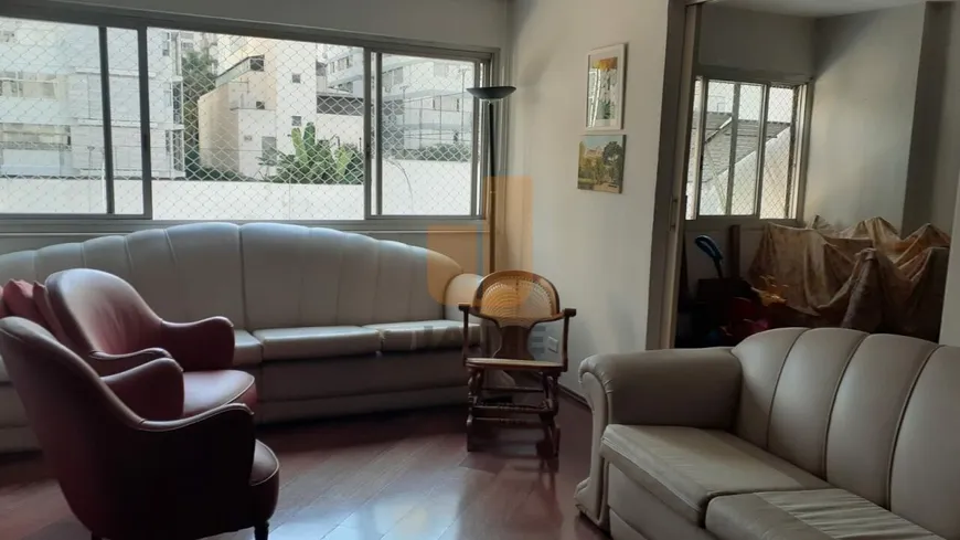 Foto 1 de Apartamento com 4 Quartos à venda, 162m² em Higienópolis, São Paulo