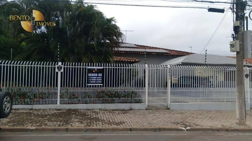 Foto 1 de Casa com 4 Quartos para venda ou aluguel, 272m² em Jardim Cuiabá, Cuiabá