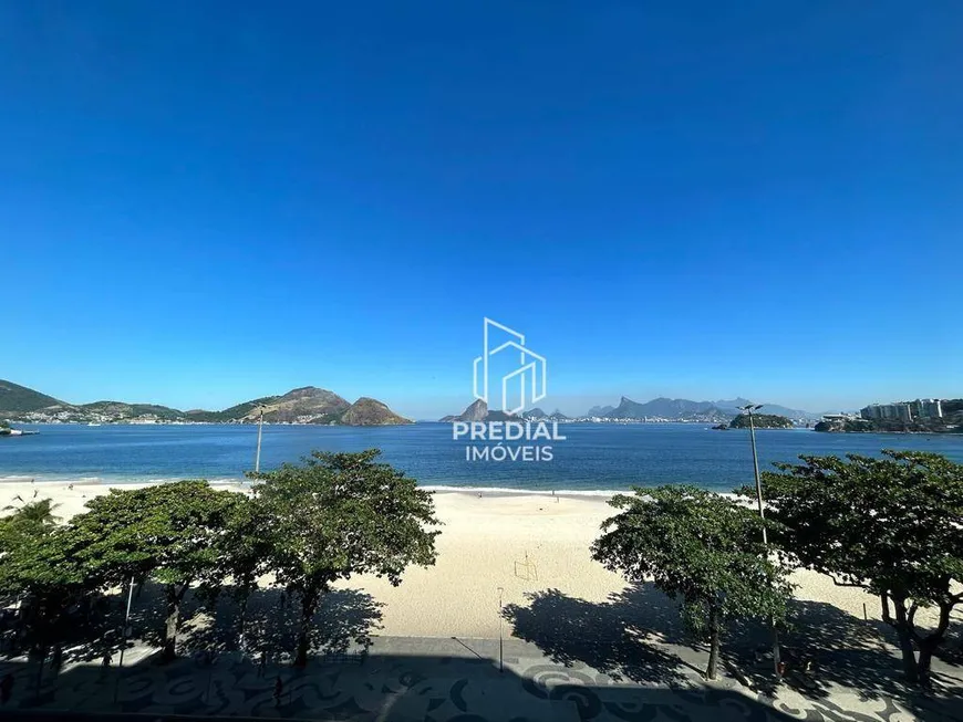 Foto 1 de Apartamento com 4 Quartos à venda, 240m² em Icaraí, Niterói