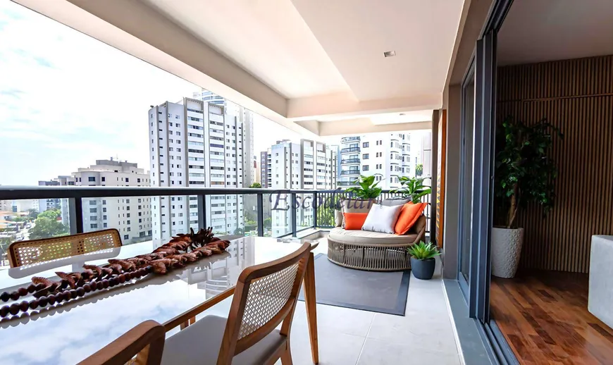 Foto 1 de Apartamento com 3 Quartos à venda, 132m² em Alto da Lapa, São Paulo