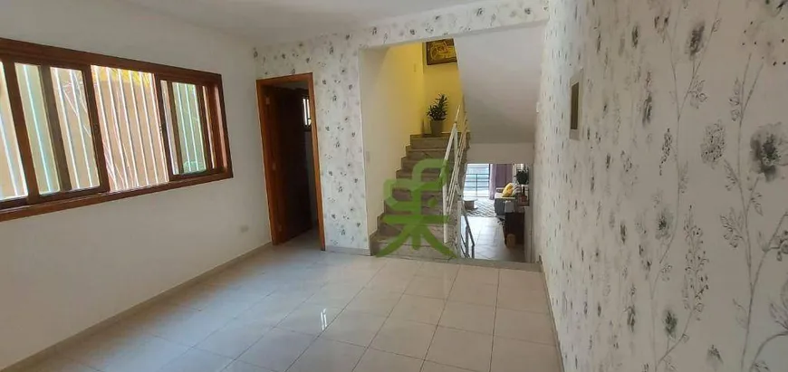 Foto 1 de Casa de Condomínio com 3 Quartos à venda, 190m² em Santana, São Paulo