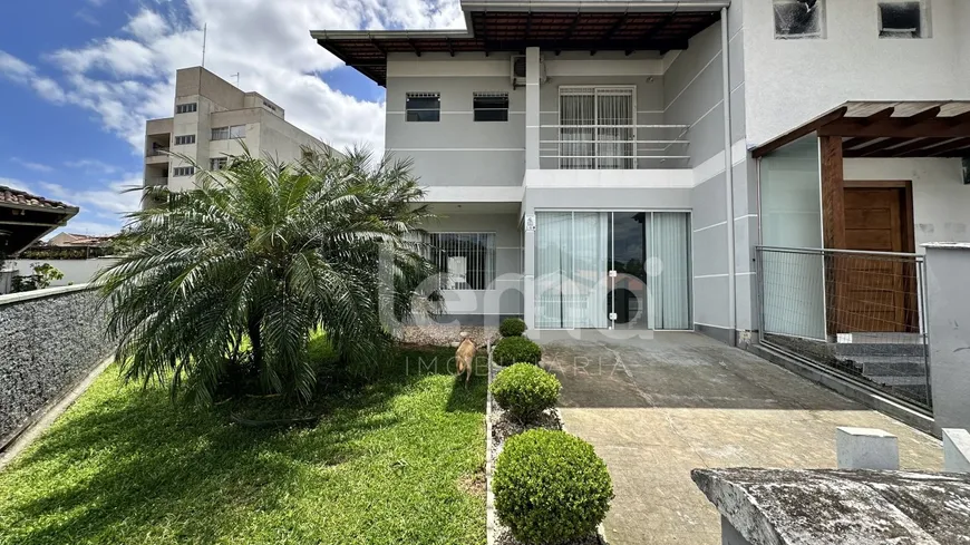 Foto 1 de Casa com 3 Quartos à venda, 140m² em Salto Weissbach, Blumenau