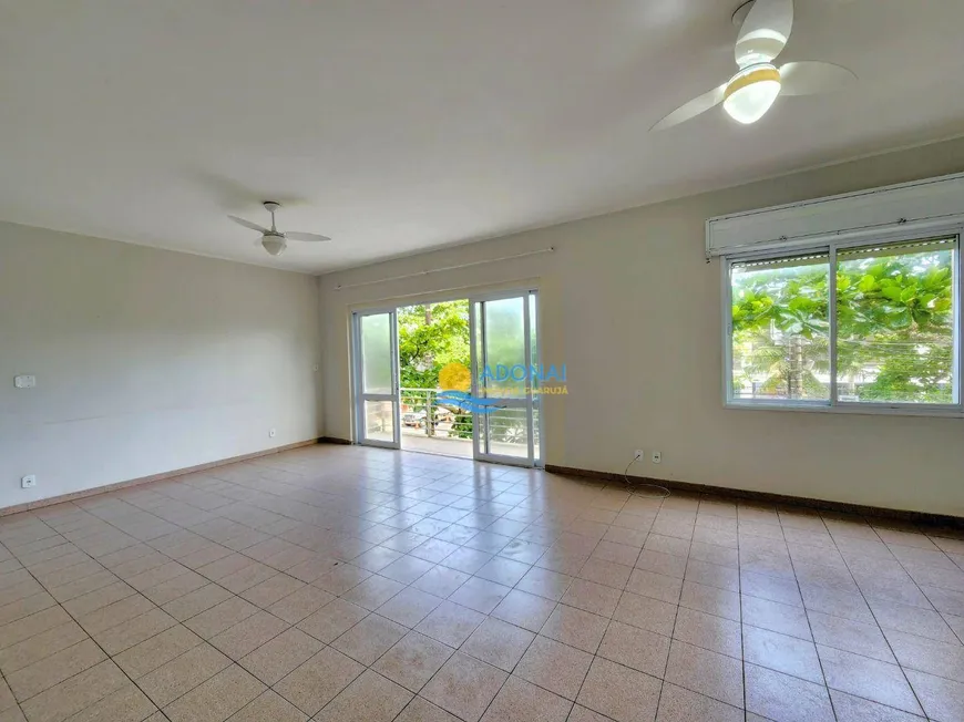 Foto 1 de Apartamento com 3 Quartos à venda, 180m² em Praia das Pitangueiras, Guarujá