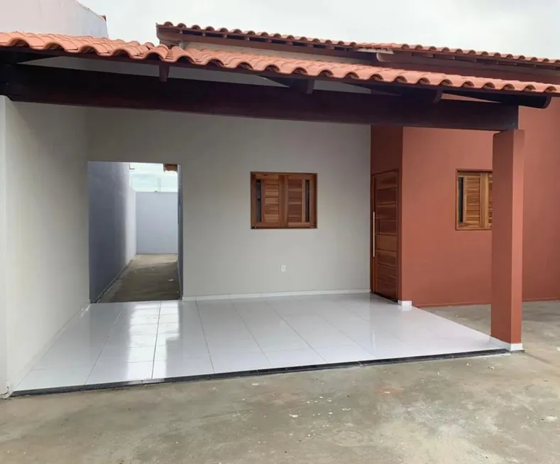 Foto 1 de Casa com 2 Quartos à venda, 125m² em Tomba, Feira de Santana