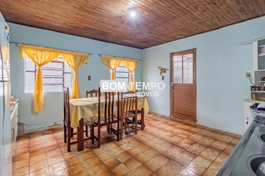 Foto 1 de Casa com 4 Quartos à venda, 90m² em Santa Rosa de Lima, Porto Alegre