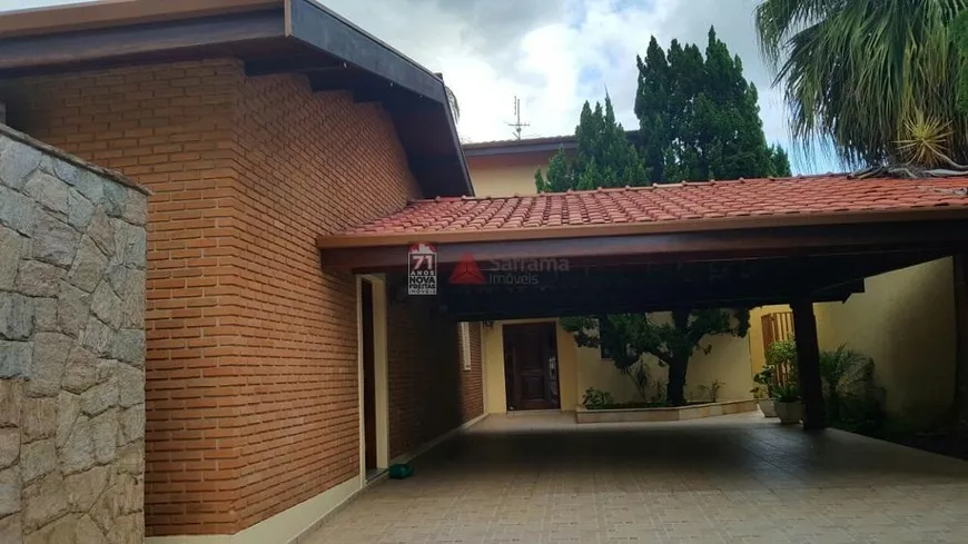 Foto 1 de Casa com 3 Quartos à venda, 450m² em Jardim Residencial Doutor Lessa, Pindamonhangaba