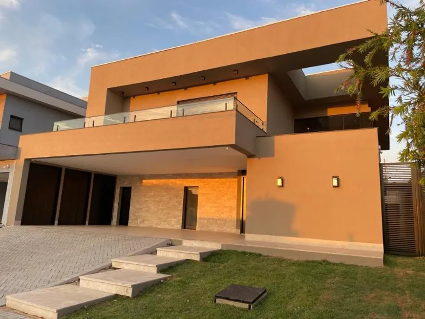 Foto 1 de Casa de Condomínio com 5 Quartos para venda ou aluguel, 464m² em Condominio Residencial Vila Jardim, Cuiabá