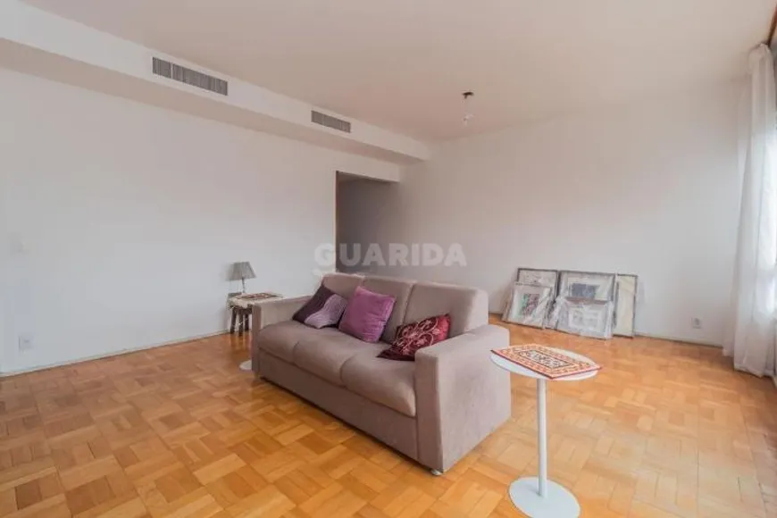 Foto 1 de Apartamento com 3 Quartos para alugar, 134m² em Moinhos de Vento, Porto Alegre