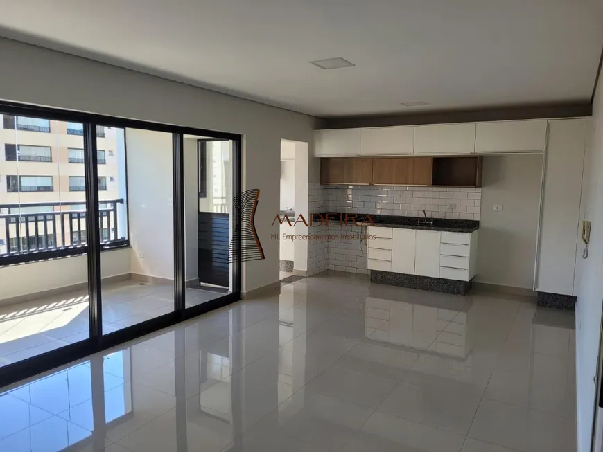 Foto 1 de Apartamento com 3 Quartos à venda, 100m² em Zona 03, Maringá