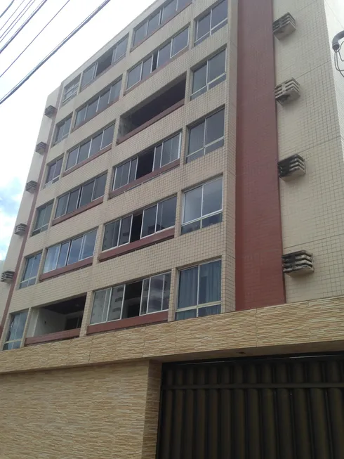 Foto 1 de Apartamento com 3 Quartos à venda, 130m² em Candeias, Jaboatão dos Guararapes