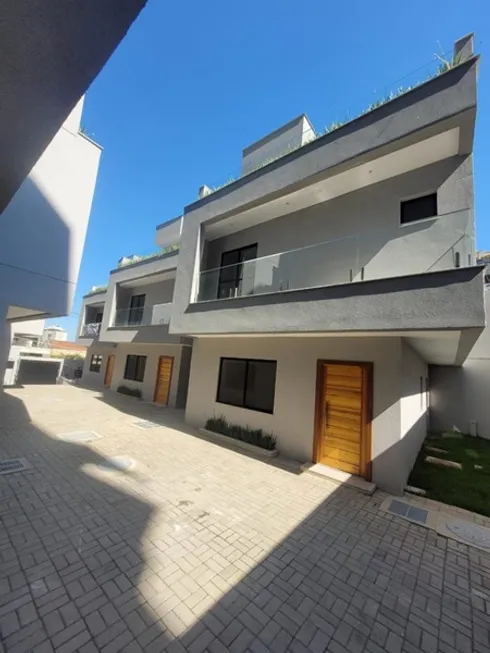 Foto 1 de Casa de Condomínio com 4 Quartos à venda, 190m² em Freguesia- Jacarepaguá, Rio de Janeiro