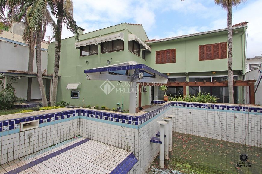 Casa na Rua Guilherme Alves, 1547, Partenon em Porto Alegre, por R$  1.500.000 - Viva Real