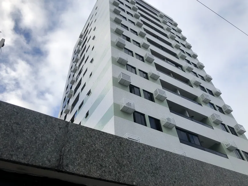 Foto 1 de Apartamento com 2 Quartos à venda, 63m² em Encruzilhada, Recife