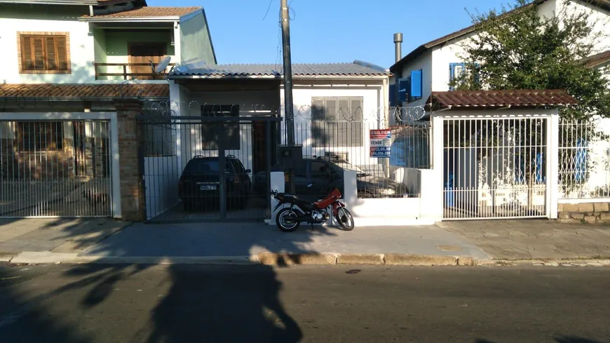 Foto 1 de Casa com 2 Quartos à venda, 350m² em Glória, Porto Alegre