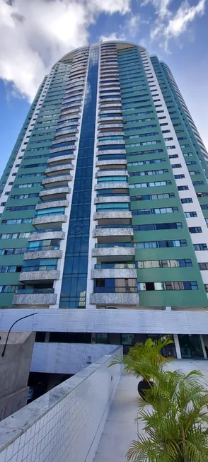 Foto 1 de Apartamento com 4 Quartos à venda, 201m² em Casa Forte, Recife