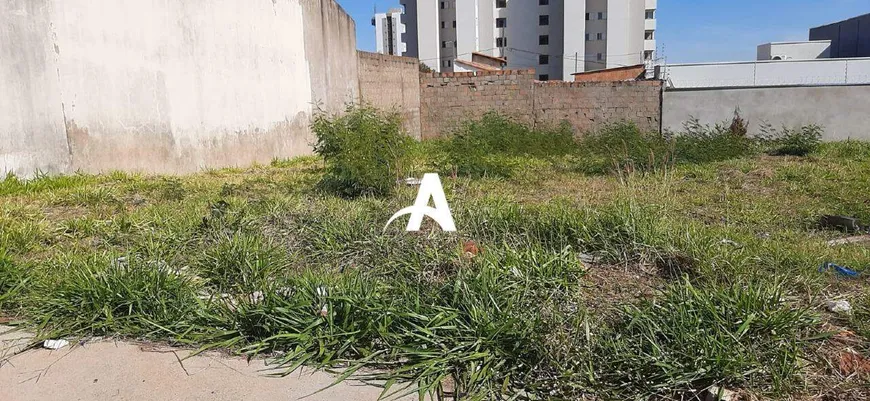 Foto 1 de Lote/Terreno à venda, 250m² em Loteamento Portal do Vale II, Uberlândia