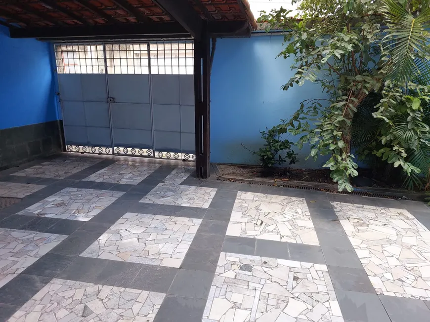 Foto 1 de Casa com 3 Quartos à venda, 135m² em Santíssimo, Rio de Janeiro