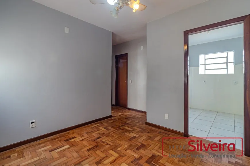 Foto 1 de Apartamento com 2 Quartos à venda, 48m² em Petrópolis, Porto Alegre