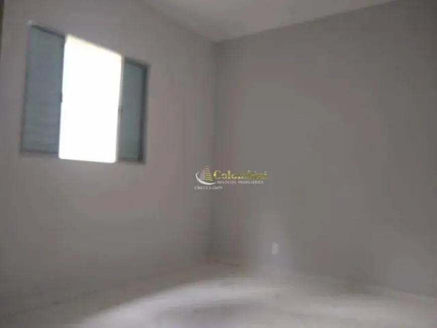 Foto 1 de Casa com 2 Quartos para alugar, 65m² em Vila Libanesa, São Paulo