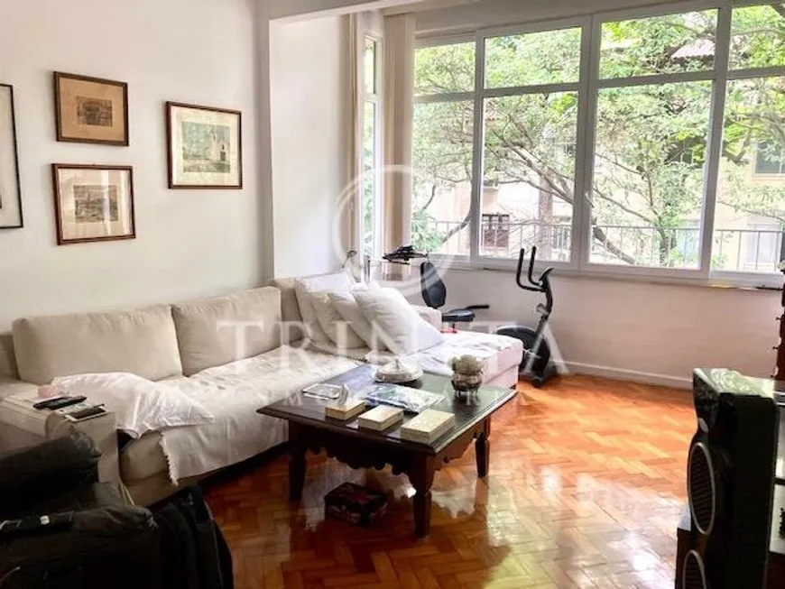 Foto 1 de Apartamento com 3 Quartos à venda, 105m² em Leblon, Rio de Janeiro