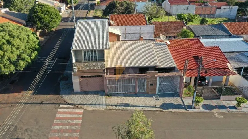 Foto 1 de Casa com 3 Quartos à venda, 160m² em Jardim Novo Horizonte, Rolândia