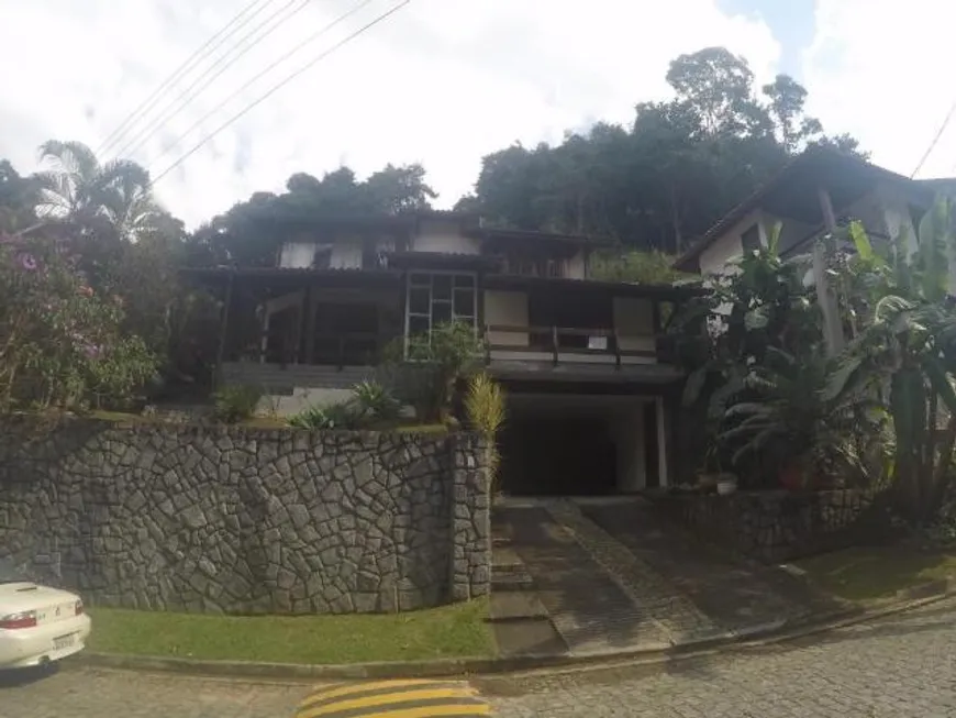 Foto 1 de Casa de Condomínio com 3 Quartos à venda, 730m² em Badu, Niterói