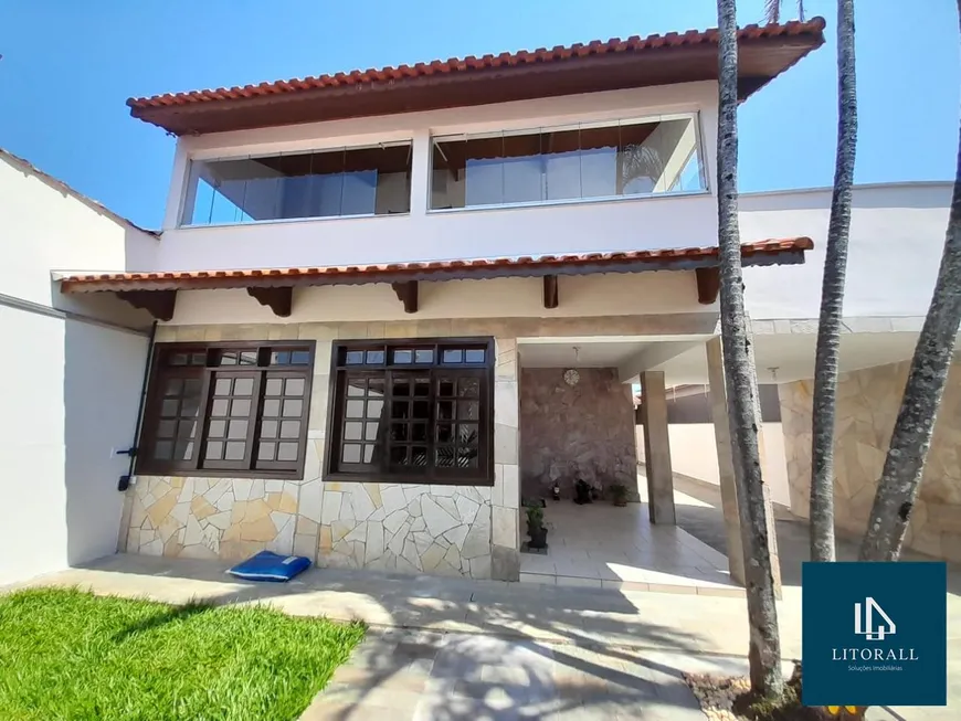 Foto 1 de Casa com 6 Quartos à venda, 315m² em Satélite, Itanhaém