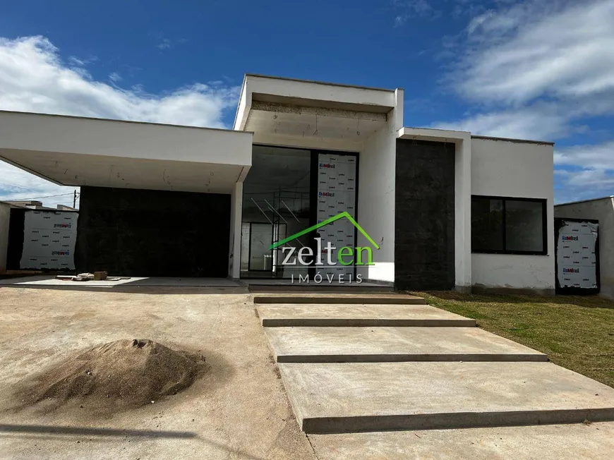 Foto 1 de Casa de Condomínio com 3 Quartos à venda, 210m² em Alphaville, Rio das Ostras