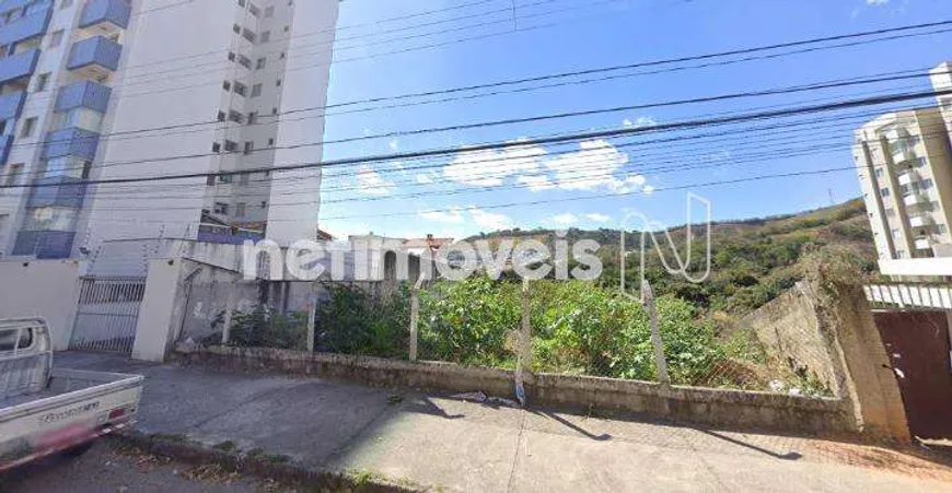 Foto 1 de Lote/Terreno à venda, 450m² em Castelo, Belo Horizonte