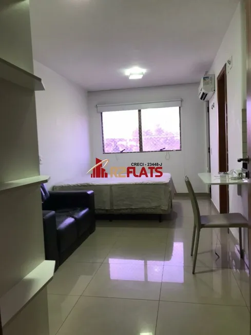 Foto 1 de Flat com 1 Quarto para alugar, 27m² em Campo Belo, São Paulo