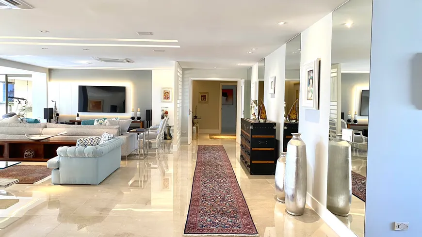 Foto 1 de Apartamento com 5 Quartos à venda, 414m² em Peninsula, Rio de Janeiro