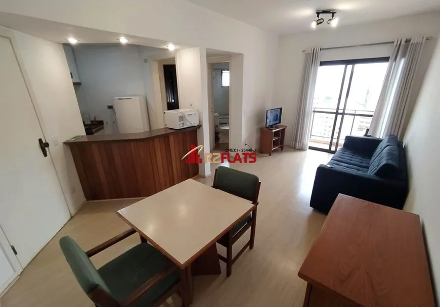 Foto 1 de Flat com 1 Quarto à venda, 45m² em Vila Nova Conceição, São Paulo