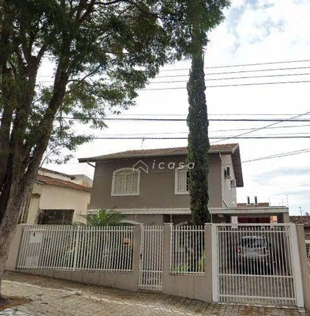 Foto 1 de Sobrado com 5 Quartos à venda, 245m² em Jardim Santa Clara, Taubaté