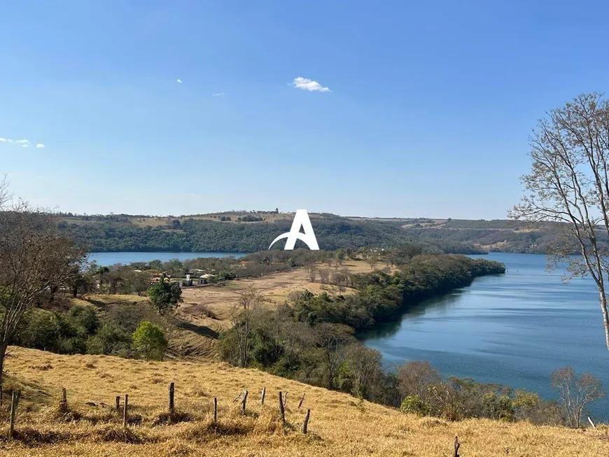 Foto 1 de Fazenda/Sítio com 1 Quarto à venda, 81m² em Chacara Represa de Miranda, Uberlândia