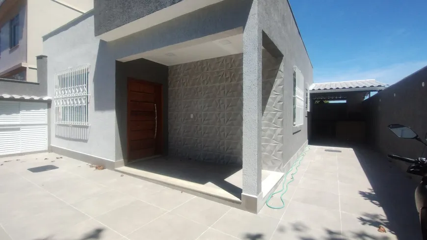 Foto 1 de Casa com 2 Quartos à venda, 180m² em Braz de Pina, Rio de Janeiro