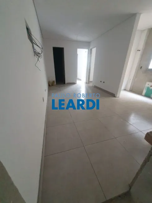 Foto 1 de Apartamento com 2 Quartos à venda, 50m² em Campestre, Santo André