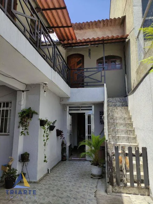 Foto 1 de Sobrado com 5 Quartos à venda, 125m² em Jardim D'abril, Osasco