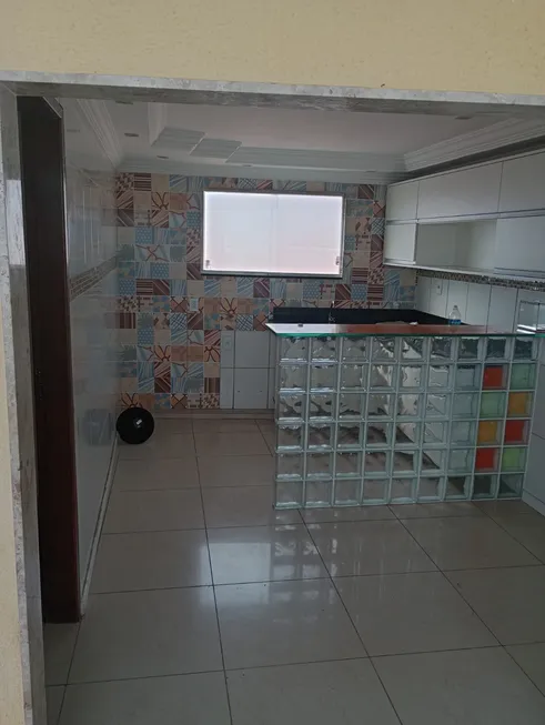 Foto 1 de Casa com 2 Quartos à venda, 90m² em Amaralina, Salvador