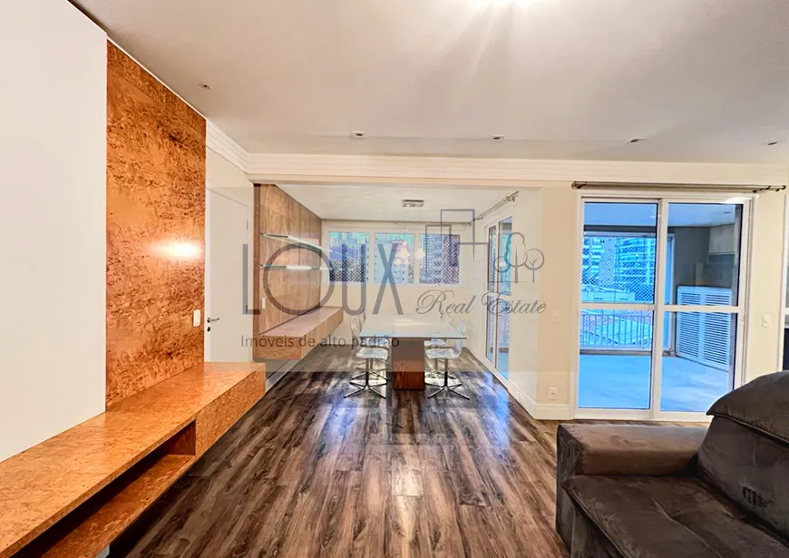 Foto 1 de Apartamento com 2 Quartos para alugar, 112m² em Vila Nova Conceição, São Paulo