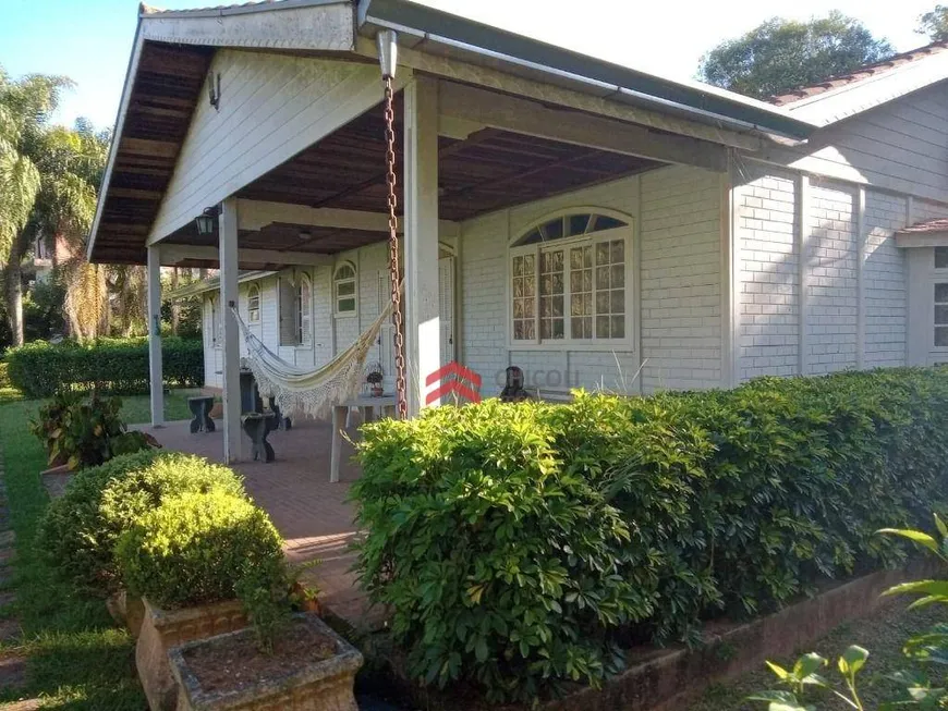 Foto 1 de Casa de Condomínio com 3 Quartos à venda, 200m² em do Carmo Canguera, São Roque