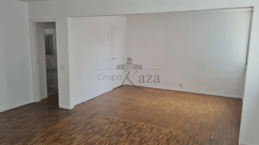 Foto 1 de Apartamento com 3 Quartos à venda, 110m² em Cerqueira César, São Paulo