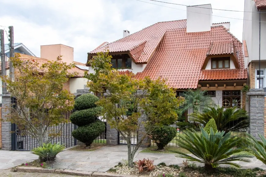 Foto 1 de Casa com 4 Quartos à venda, 508m² em Jardim Isabel, Porto Alegre