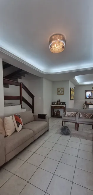 Foto 1 de Casa com 6 Quartos à venda, 223m² em Capim Macio, Natal